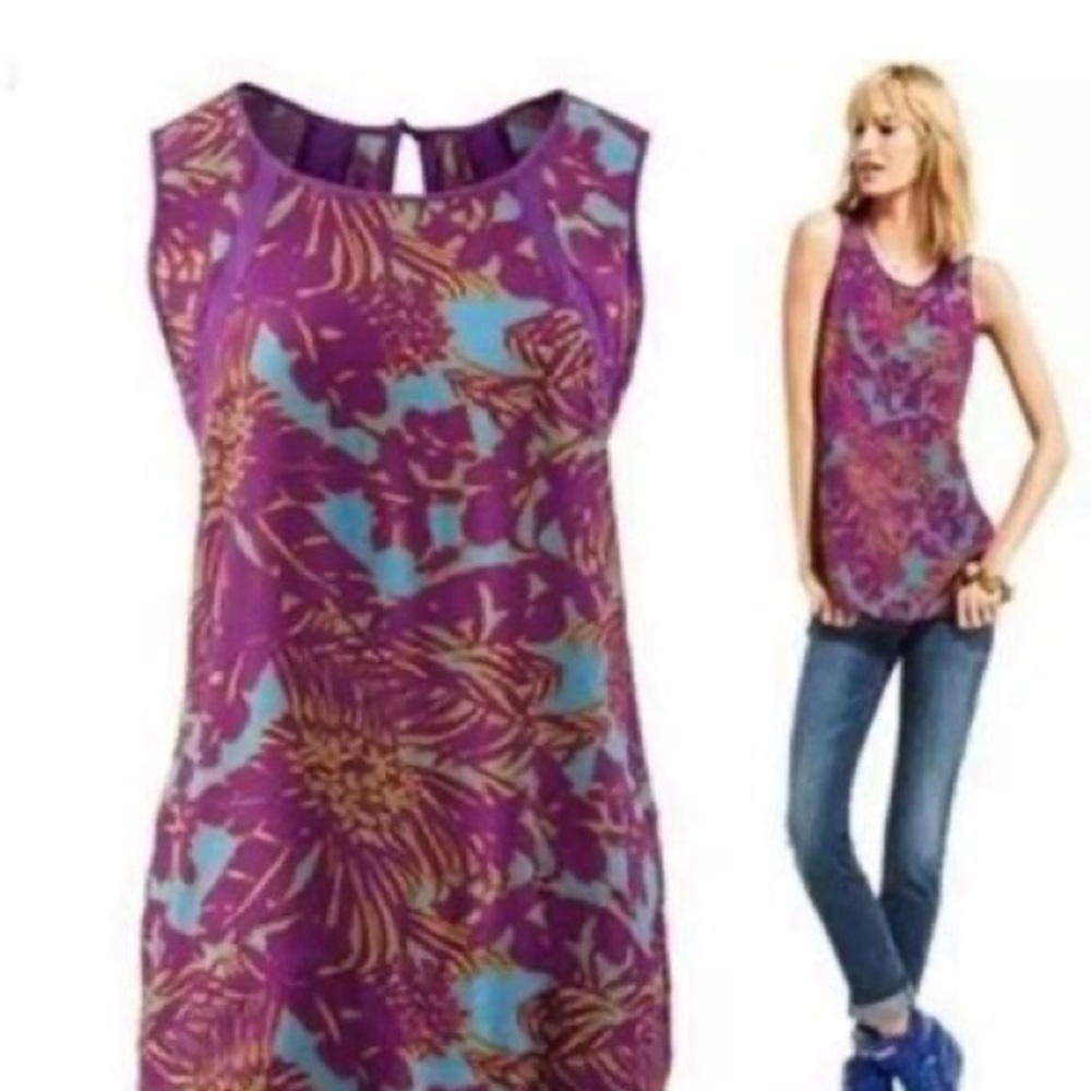 CAbi Purple Palm Grass Sleeveless Tunic Blouse Style #243 Keyhole Button Size M